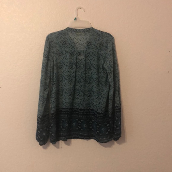 Hollister Blouse - Picture 2 of 2